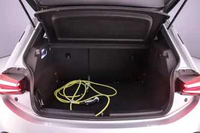 Car image 35