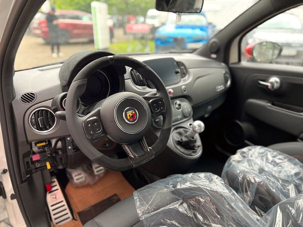 Abarth 695C 132 kW image number 6