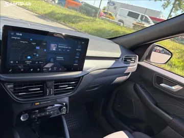 Car image 49