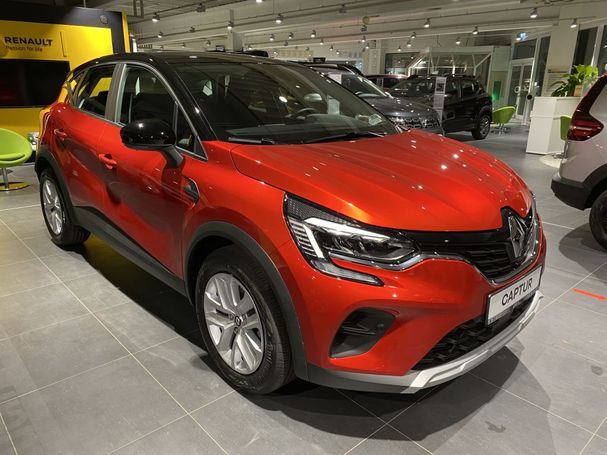 Renault Captur TCe 90 Evolution 67 kW image number 2