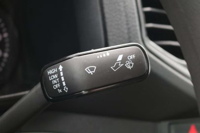 Car image 38