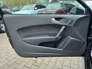 Car image 28