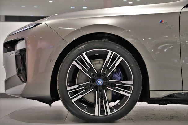 BMW i7 xDrive60 Pro 405 kW image number 3