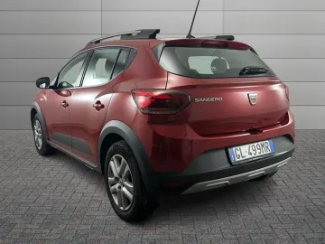 Car image 5
