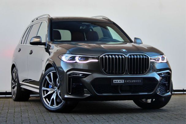 BMW X7 M50i xDrive 390 kW image number 2