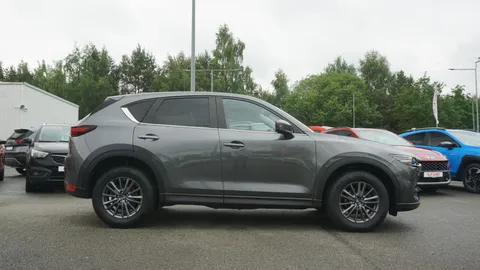 Car image 4