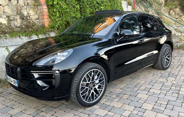 Porsche Macan Turbo PDK 324 kW image number 1