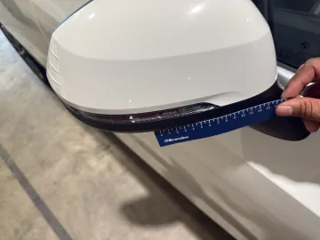 Car image 36