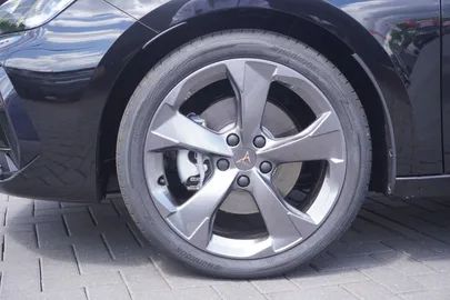 Car image 29