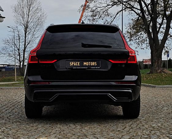 Volvo XC60 B4 AWD Ultimate 145 kW image number 16