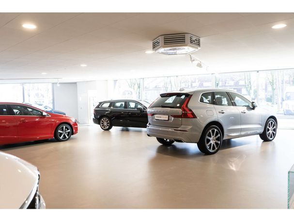 Volvo XC40 Extended Range Ultimate 185 kW image number 3