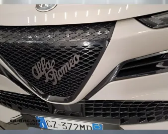Car image 30