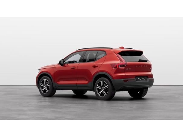 Volvo XC40 B3 Plus Dark 120 kW image number 3