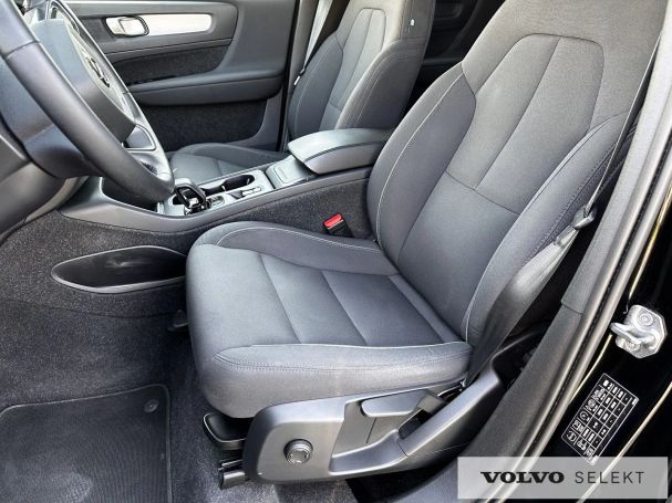 Volvo XC40 120 kW image number 8