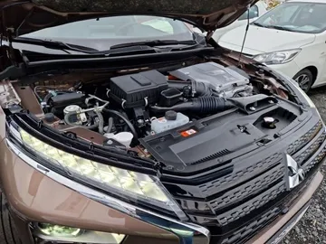 Car image 33