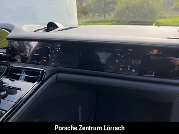 Car image 33