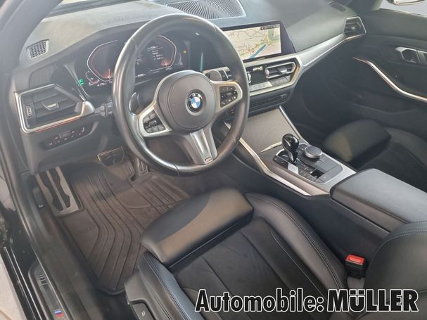 BMW 340d xDrive Touring 250 kW image number 20