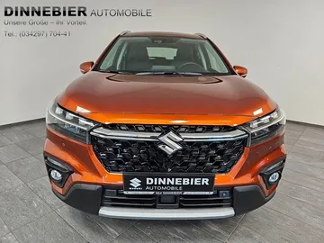 Car image 3
