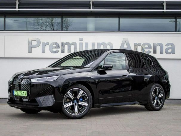 BMW iX xDrive40 240 kW image number 1