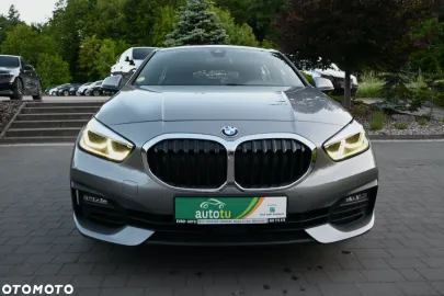 Car image 40