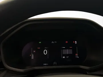 Car image 32