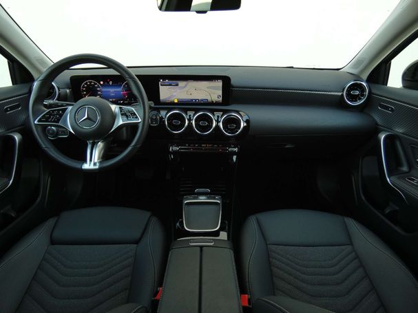 Mercedes-Benz A 180 d 85 kW image number 13