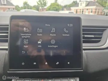 Car image 23