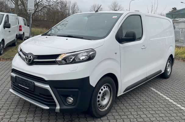 Toyota Proace Verso 88 kW image number 1