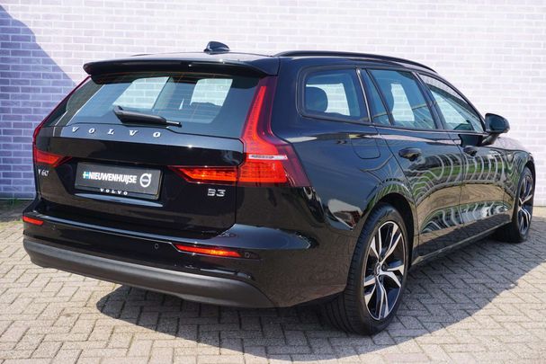 Volvo V60 B3 Essential 120 kW image number 2