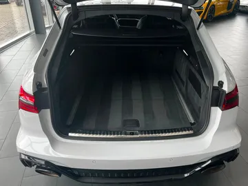Car image 37