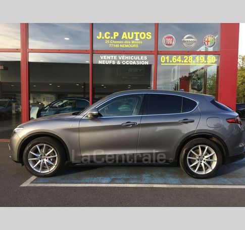 Alfa Romeo Stelvio 2.2 16V AT8 140 kW image number 14