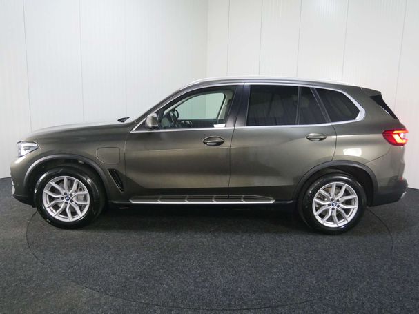 BMW X5 45e xDrive 290 kW image number 7