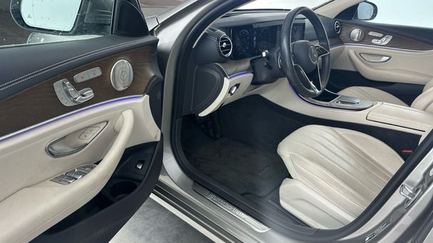 Mercedes-Benz E 300 de T Exclusive 225 kW image number 6