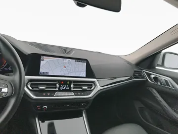 Car image 34