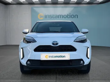 Car image 3