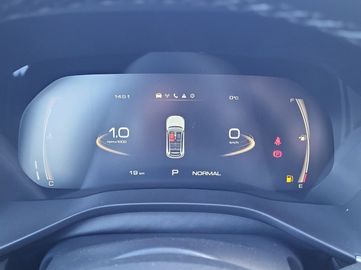 Car image 24