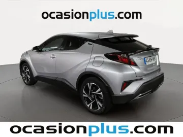 Car image 4