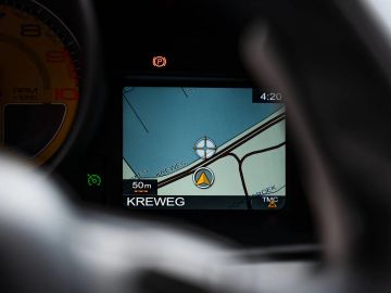 Car image 24
