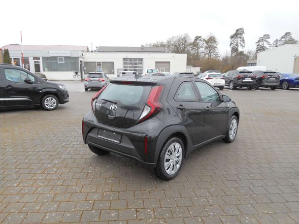 Toyota Aygo X 53 kW image number 15