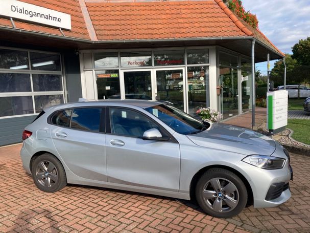 BMW 118i Advantage 103 kW image number 4