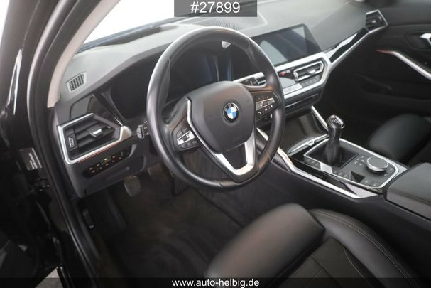 BMW 320d Touring Sport Line 140 kW image number 9