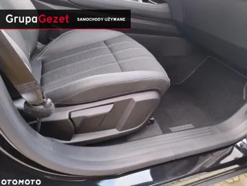 Car image 39