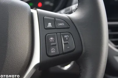 Car image 32