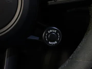 Car image 33