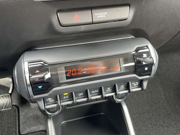 Car image 28