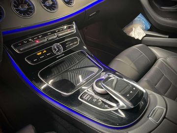 Car image 33