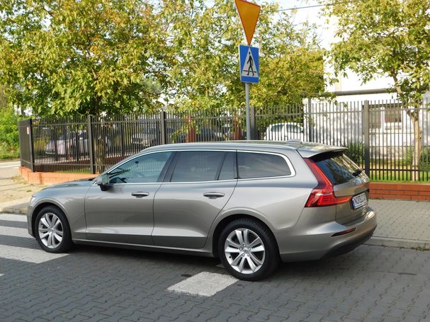 Volvo V60 D3 Momentum 110 kW image number 5