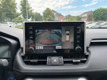 Car image 24
