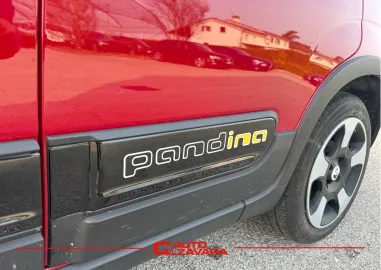 Car image 24