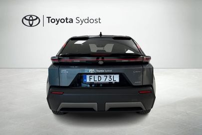 Car image 3